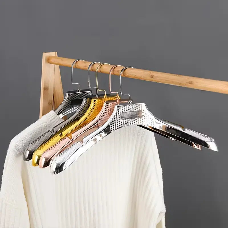 cintres plastique métallisés – 38 et 44 cm – Large épaules – Boutique prêt‑à‑porter