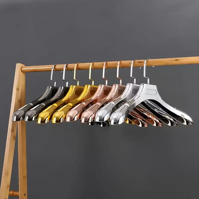 cintres plastique métallisés – 38 et 44 cm – Large épaules – Boutique prêt‑à‑porter